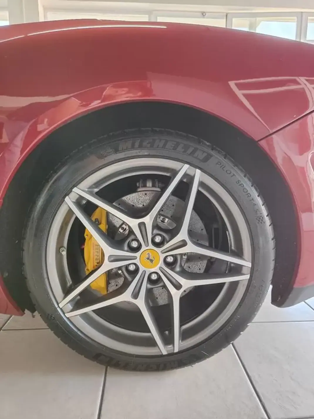 Ferrari California 2016 - 157000 EUR, 73000 km - AUTO.MOTO.pt - 73000km - foto 29 de 56