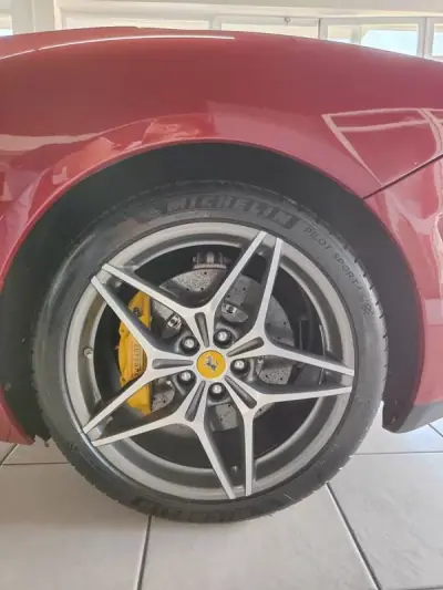 Ferrari California 2016 - 157000 EUR, 73000 km - AUTO.MOTO.pt - 73000km - foto 29 de 56