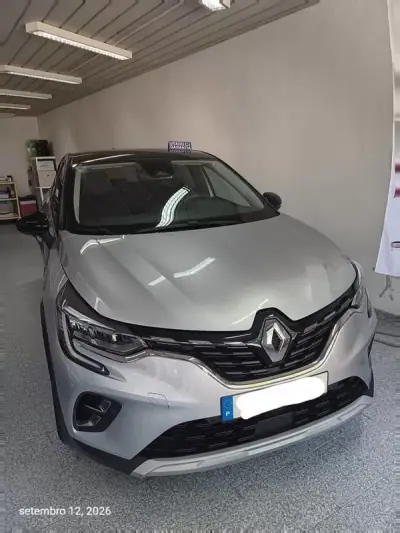 Renault Captur 2023 - 22500 EUR, 80445 km - foto 5 de 21