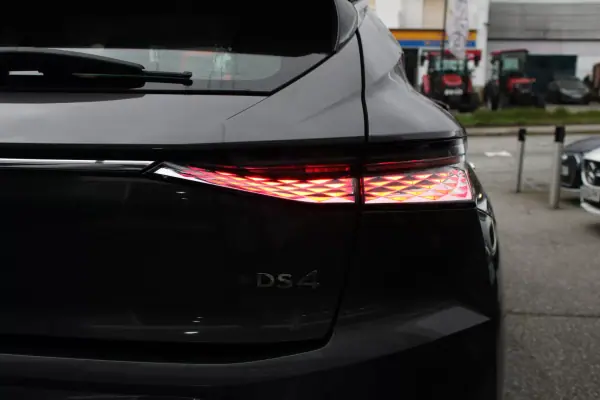 DS DS4 2022 - 25400 EUR, 78029 km - AUTO.MOTO.pt - 78029km - foto 21 de 22