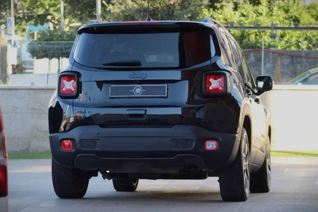 Jeep Renegade 2022 - 18990 EUR, 99500 km - 99500km - foto 49 de 49