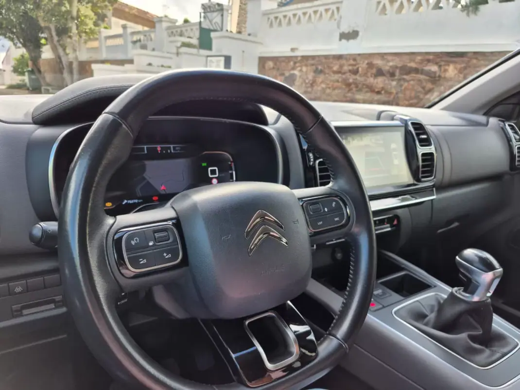 Citroën C5 Aircross 2019 - 20900 EUR, 75272 km - AUTO.MOTO.pt - 75272km - foto 10 de 23