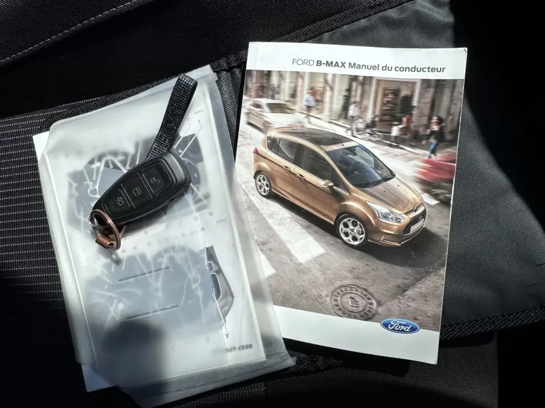 Ford B-Max 2017 - 9900 EUR, 130000 km - AUTO.MOTO.pt - 130000km - foto 53 de 53