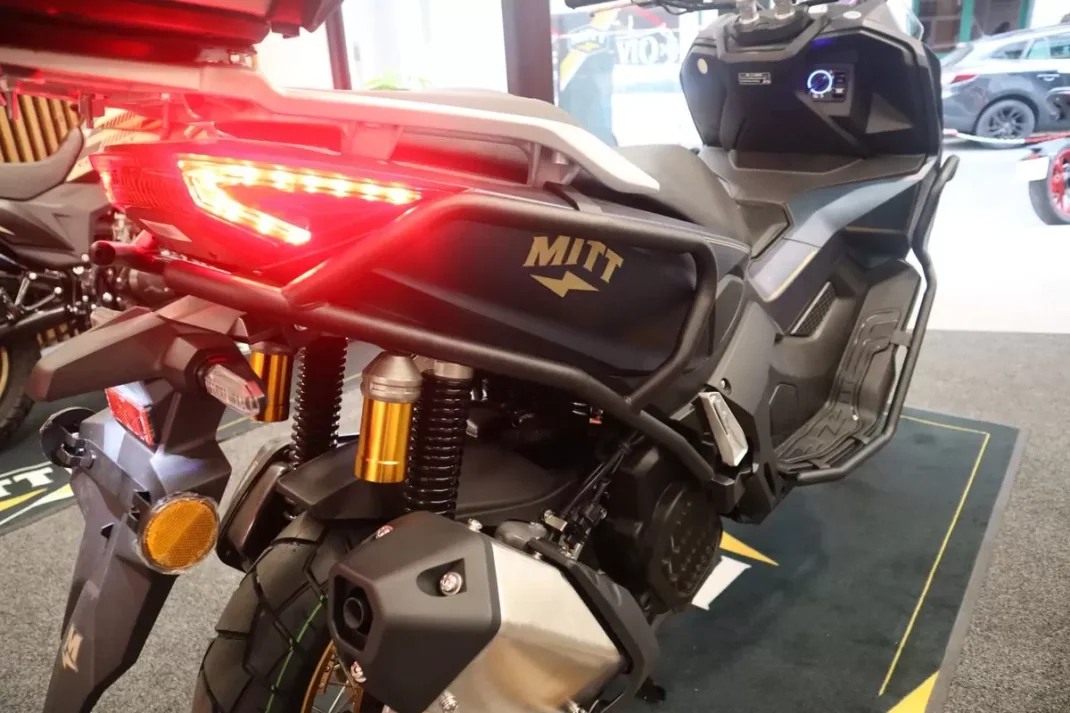 2026 - 3790 EUR, 1 km - AUTO.MOTO.pt - 1km - foto 9 de 14