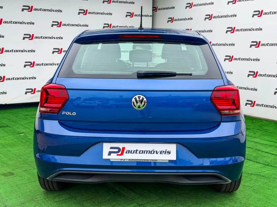 Volkswagen Polo 2019 - 12500 EUR, 110000 km - 110000km - foto 10 de 21