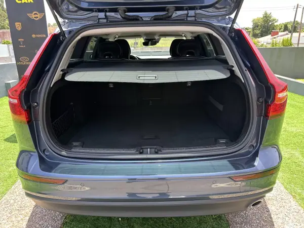 Volvo V60 2020 - 20900 EUR, 100000 km - AUTO.MOTO.pt - 100000km - foto 59 de 59