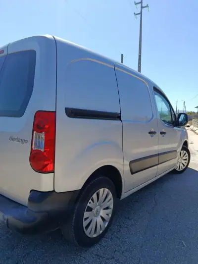 Citroën Berlingo 2011 - 7450 EUR, 172000 km - foto 2 de 6