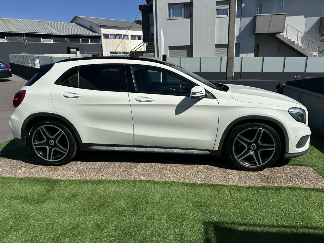 Mercedes-Benz GLA 220 2014 - 17900 EUR, 160000 km - 160000km - foto 16 de 64
