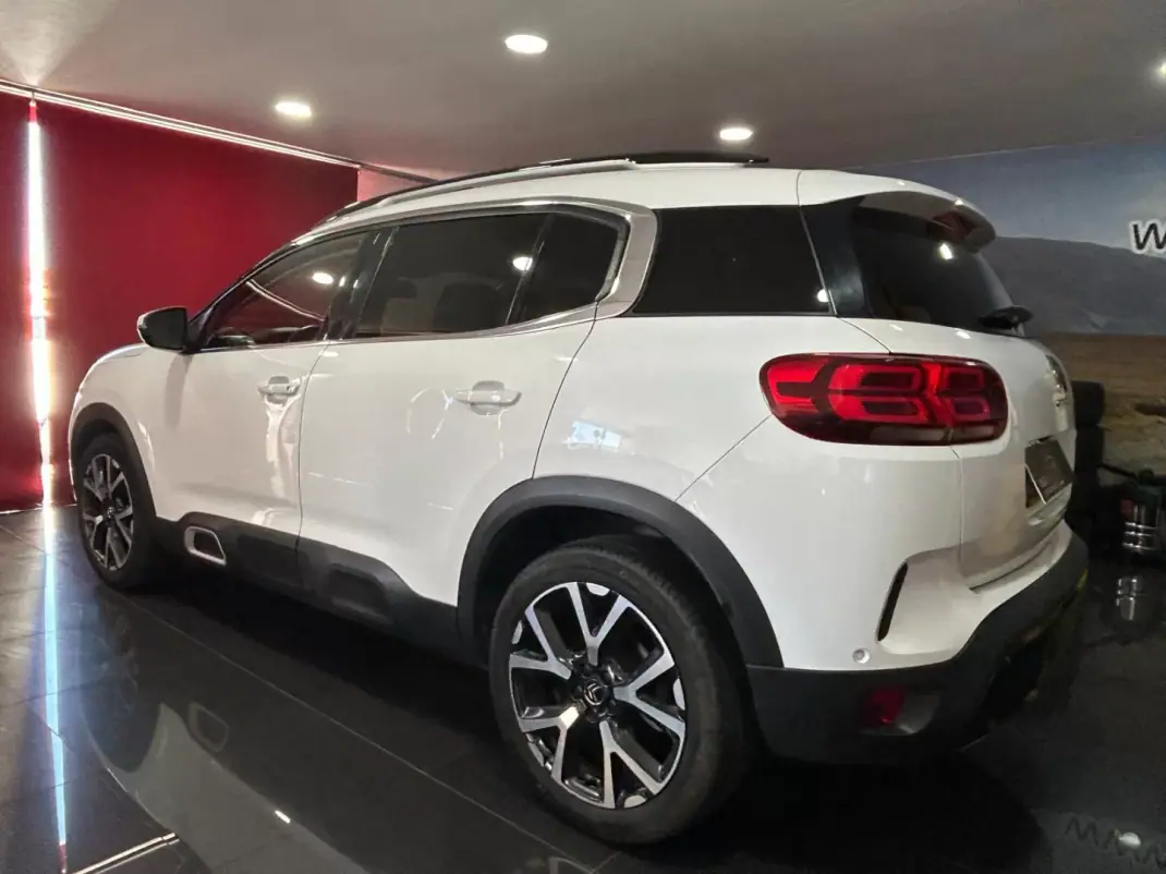 Citroën C5 Aircross 2019 - 18900 EUR, 162000 km - AUTO.MOTO.pt - 162000km - foto 5 de 28