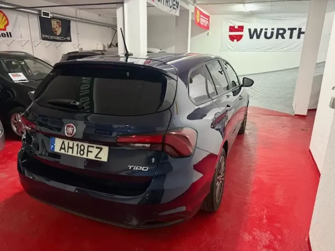 Fiat Tipo Station Wagon 2021 - 10750 EUR, 98000 km - AUTO.MOTO.pt - 98000km - foto 5 de 28