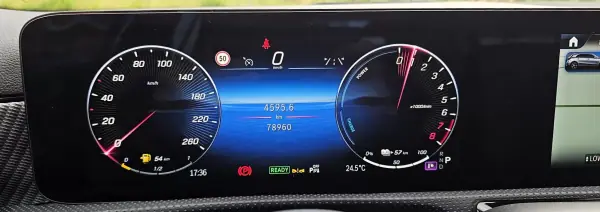 Mercedes-Benz A 250e 2023 - 31500 EUR, 70000 km - AUTO.MOTO.pt - 70000km - foto 12 de 24