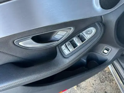 Mercedes-Benz C 220 2017 - 27900 EUR, 142254 km - AUTO.MOTO.pt - 142254km - foto 24 de 31