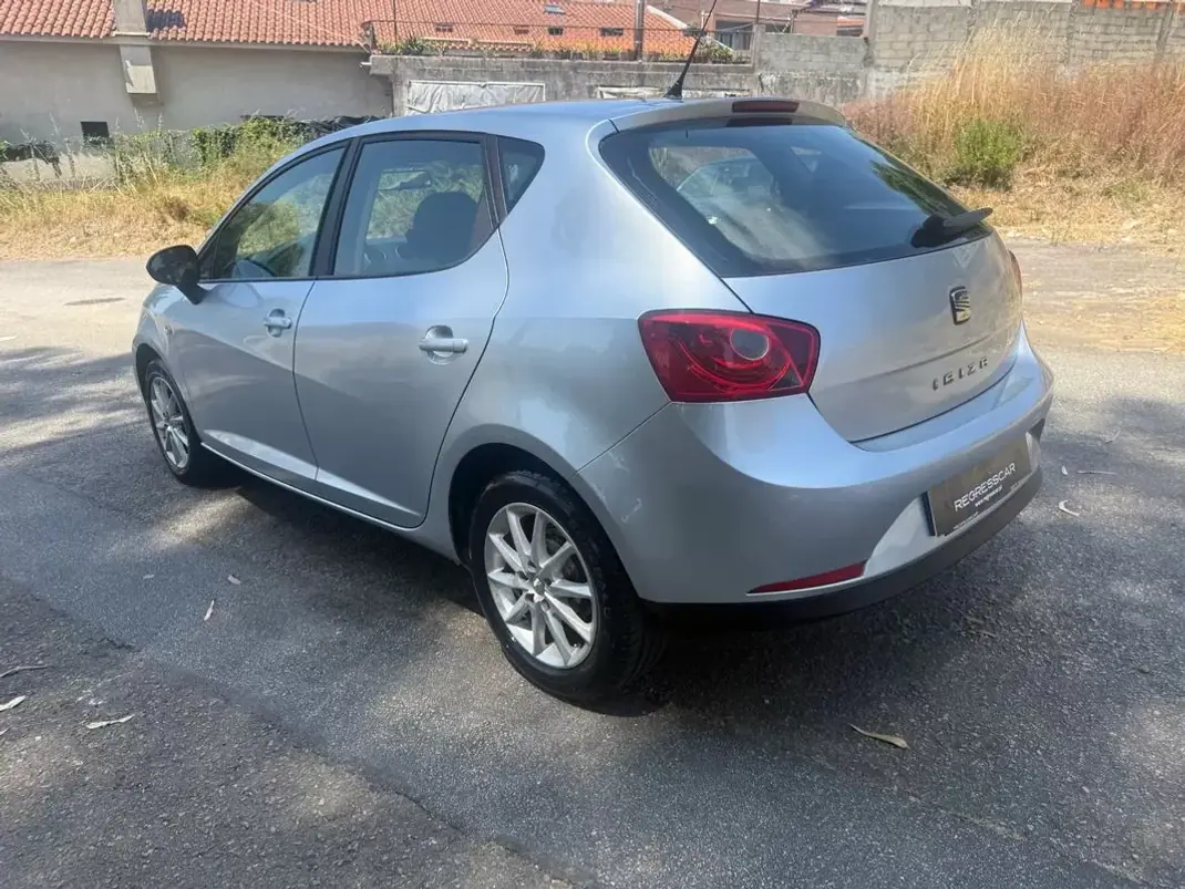 SEAT Ibiza 2011 - 6450 EUR, 199000 km - 199000km - foto 6 de 25