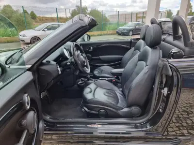 MINI Roadster 2012 - 14950 EUR, 117000 km - AUTO.MOTO.pt - 117000km - foto 11 de 30