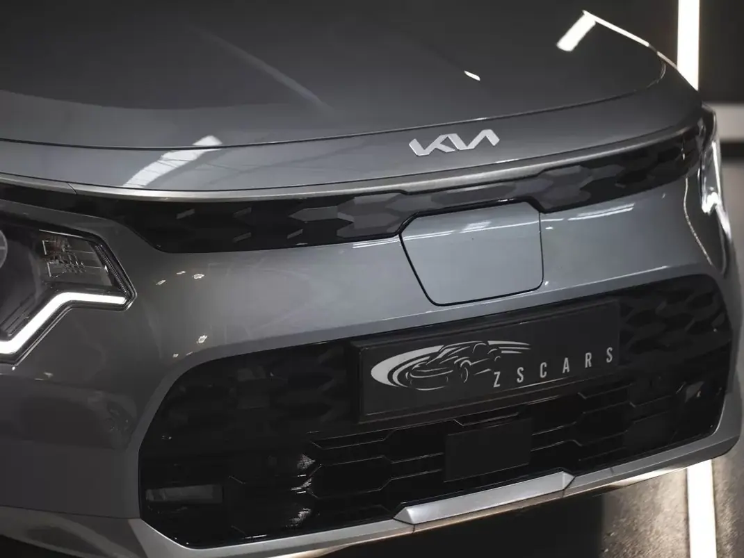 Kia e-Niro 2022 - 25990 EUR, 60682 km - AUTO.MOTO.pt - 60682km - foto 10 de 19