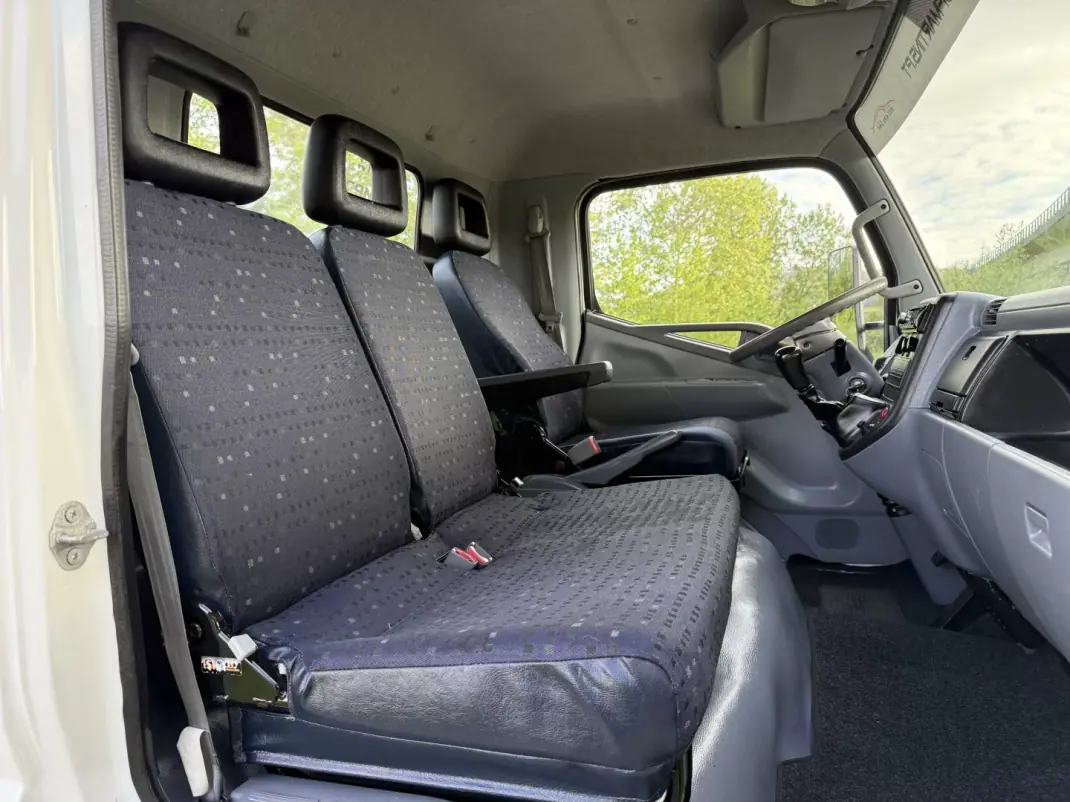 Mitsubishi 2011 - 19750 EUR, 190000 km - AUTO.MOTO.pt - 190000km - foto 16 de 22