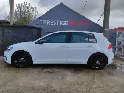 Volkswagen Golf 2018 - 15900 EUR, 106000 km - AUTO.MOTO.pt - 106000km - foto 4 de 29