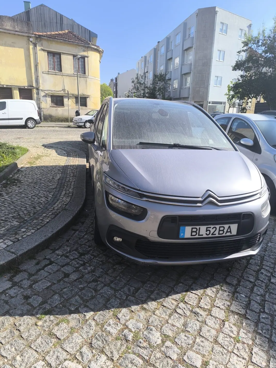 Citroën C4 Spacetourer 2019 - 12365 EUR, 324144 km - AUTO.MOTO.pt - 324144km - foto 9 de 12