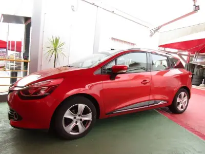 Renault Clio Sport Tourer 2014 - 8499 EUR, 167211 km - 167211km - foto 1 de 14