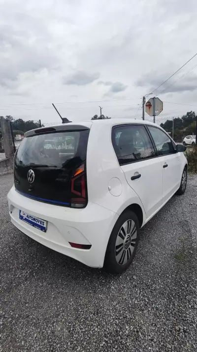 Volkswagen e-Up! 2020 - 11998 EUR, 0 km - AUTO.MOTO.pt - foto 20 de 23