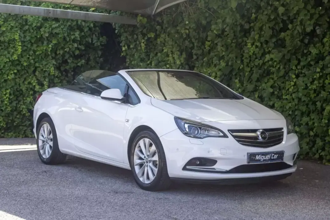 Opel Cascada 2014 - 14900 EUR, 180000 km - AUTO.MOTO.pt - 180000km - foto 1 de 17