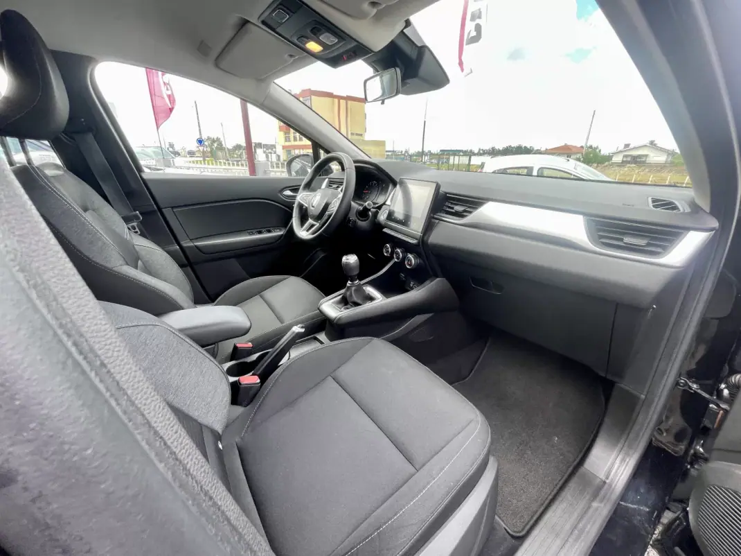 Renault Captur 2020 - 15750 EUR, 92616 km - AUTO.MOTO.pt - 92616km - foto 25 de 27