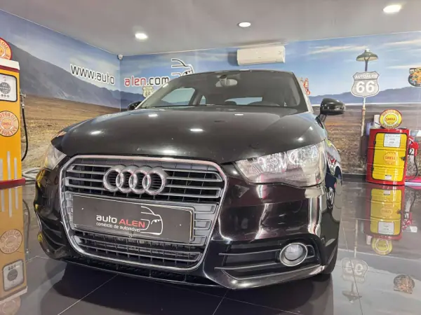 Audi A1 2014 - 12500 EUR, 194000 km - AUTO.MOTO.pt - 194000km - foto 3 de 17