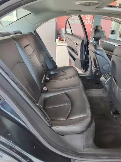 Mercedes-Benz E 220 2003 - 6950 EUR, 378000 km - AUTO.MOTO.pt - 378000km - foto 17 de 38