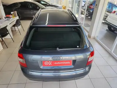Audi A4 Avant 2004 - 6250 EUR, 348000 km - AUTO.MOTO.pt - 348000km - foto 10 de 34