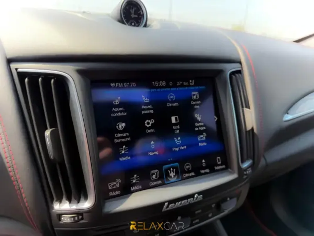 Maserati Levante 2016 - 47990 EUR, 145500 km - AUTO.MOTO.pt - 145500km - foto 14 de 27