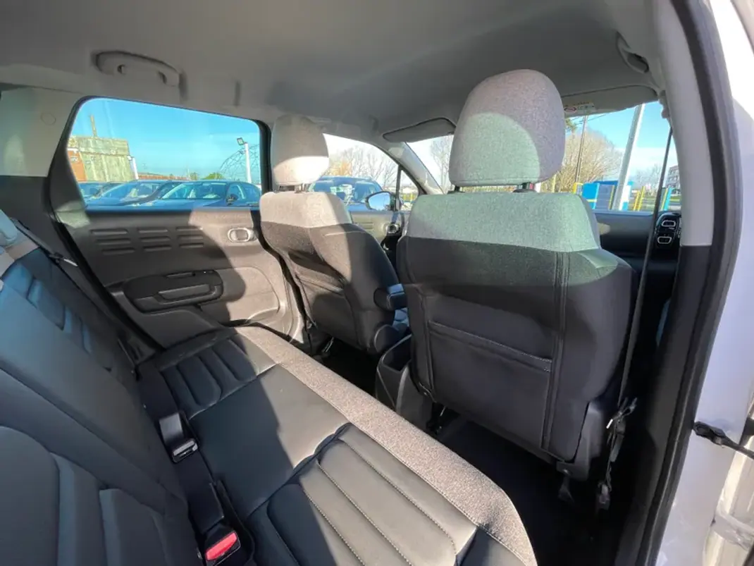 Citroën C3 Aircross 2021 - 15250 EUR, 53456 km - AUTO.MOTO.pt - 53456km - foto 27 de 32