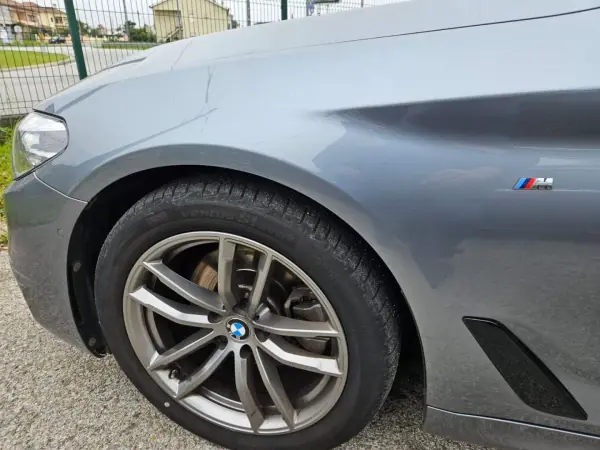 BMW 520 Gran Turismo 2018 - 26950 EUR, 108000 km - 108000km - foto 3 de 11