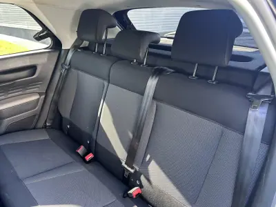 Citroën C4 Cactus 2018 - 11900 EUR, 180000 km - AUTO.MOTO.pt - 180000km - foto 31 de 47