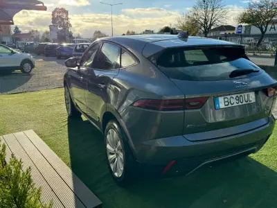 Jaguar E-Pace 2019 - 28500 EUR, 98000 km - AUTO.MOTO.pt - 98000km - foto 30 de 33