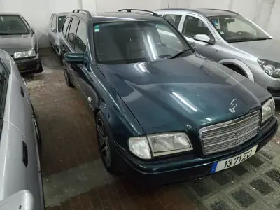 Mercedes-Benz C 250 1997 - 4500 EUR, 320000 km - AUTO.MOTO.pt - 320000km - foto 2 de 11