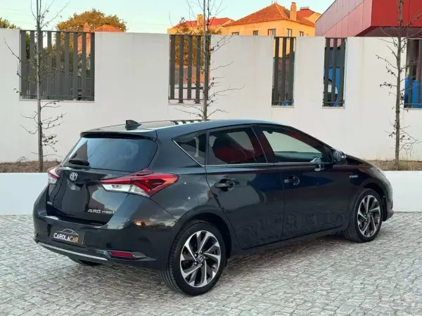 Toyota Auris 2016 - 15950 EUR, 82891 km - AUTO.MOTO.pt - 82891km - foto 7 de 26