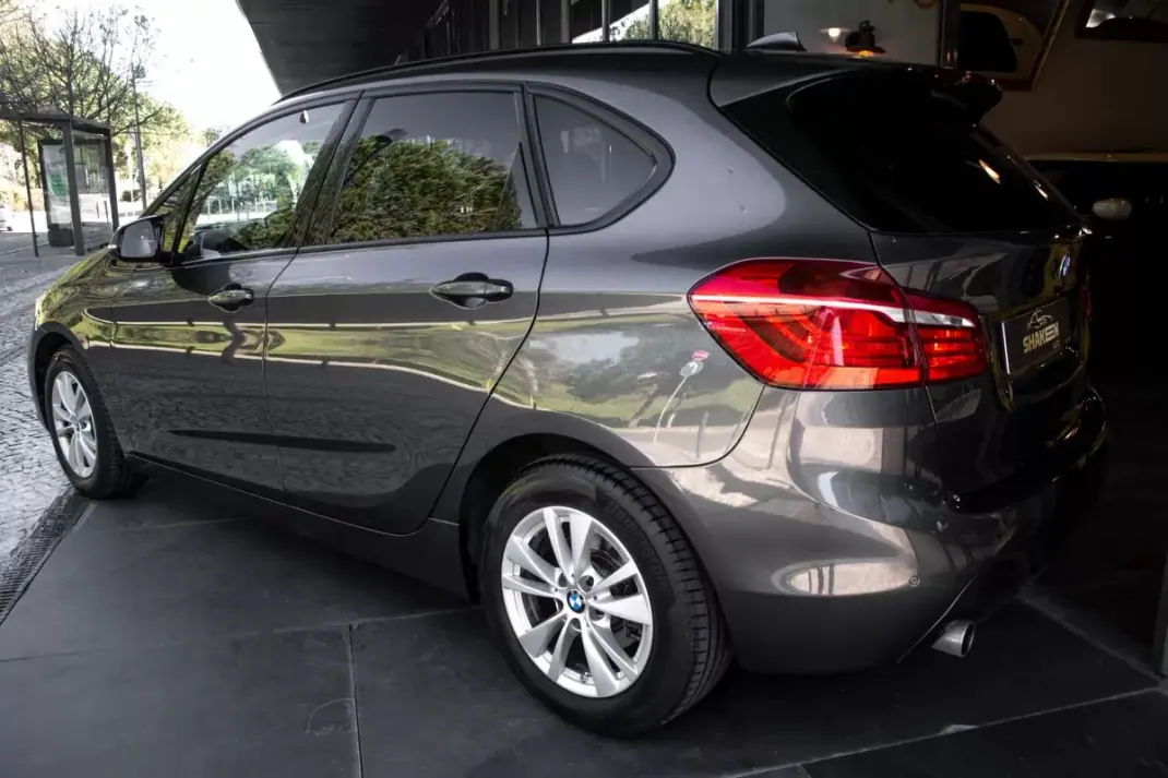 BMW 216 Active Tourer 2017 - 13990 EUR, 96223 km - AUTO.MOTO.pt - 96223km - foto 3 de 43