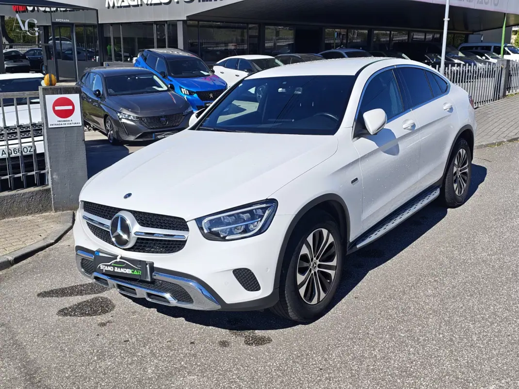 Mercedes-Benz GLC 300 2020 - 43500 EUR, 143000 km - AUTO.MOTO.pt - 143000km - foto 1 de 32