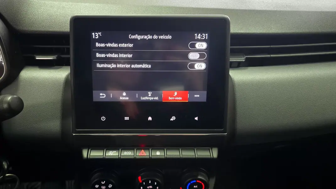 Renault Clio VAN 1.5 Blue DCi AIR NAV 2020 - 14220 EUR, 90991 km - AUTO.MOTO.pt - 90991km - foto 28 de 46