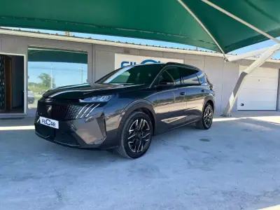 Peugeot 5008 2025 - 12358km