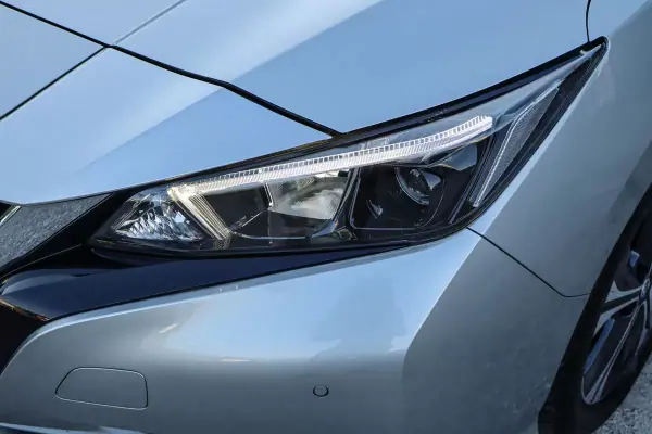 Nissan Leaf 2022 - 16500 EUR, 48298 km - AUTO.MOTO.pt - 48298km - foto 3 de 37