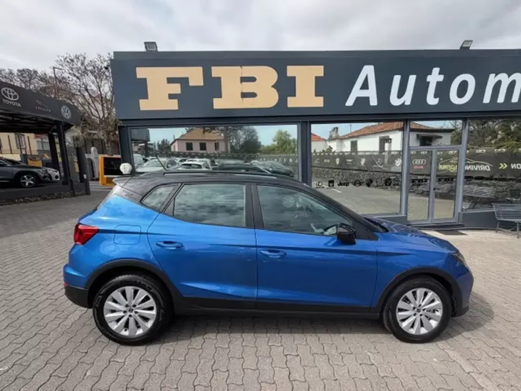 SEAT Arona 2022 - 16900 EUR, 82155 km - AUTO.MOTO.pt - 82155km - foto 6 de 11