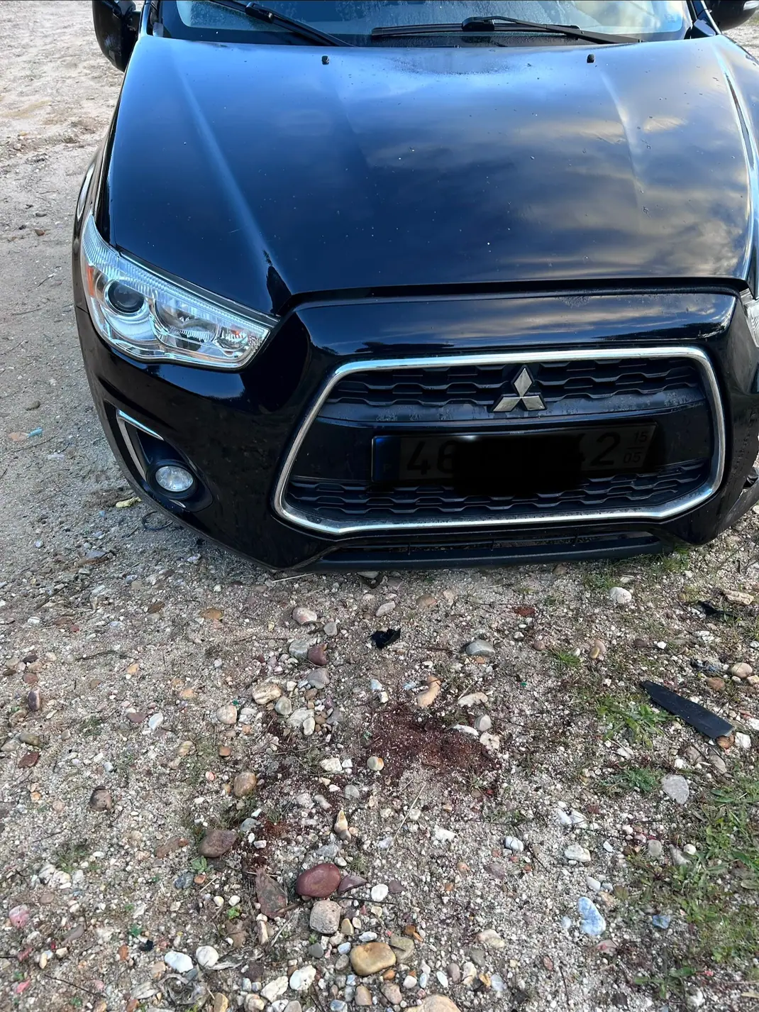 Mitsubishi ASX 2015 - 1500 EUR, 180000 km - AUTO.MOTO.pt - 180000km - foto 1 de 3