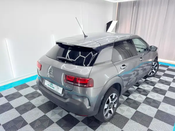 Citroën C4 Cactus 2019 - 10999 EUR, 114000 km - AUTO.MOTO.pt - 114000km - foto 8 de 21