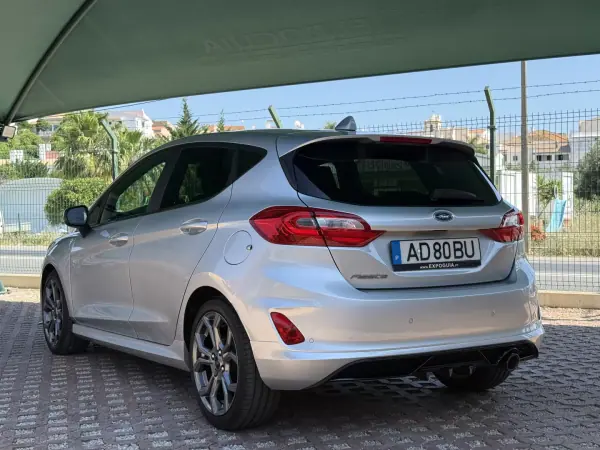 Ford Fiesta 2020 - 14900 EUR, 54422 km - AUTO.MOTO.pt - 54422km - foto 3 de 15