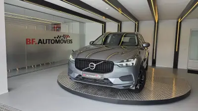 Volvo XC 60 2018 - 23500 EUR, 242396 km - AUTO.MOTO.pt - 242396km - foto 12 de 55