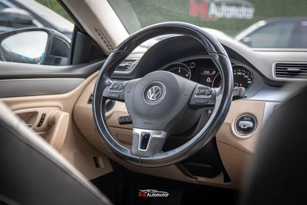 Volkswagen Passat CC 2012 - 16700 EUR, 140000 km - 140000km - foto 25 de 36