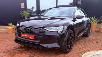 Audi e-tron Sportback 2020 - 31990 EUR, 80000 km - AUTO.MOTO.pt - 80000km - foto 23 de 43