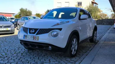 Nissan Juke 2011 - 10750 EUR, 117750 km - AUTO.MOTO.pt - 117750km - foto 4 de 10