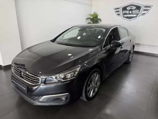 Peugeot 508 2015 - 9990 EUR, 240000 km - AUTO.MOTO.pt - 240000km - foto 3 de 15
